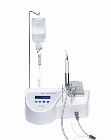Using piezoelectric surgical systems such as Piezosurgery® or VarioSurg, we can perform very precise surgery with no risk of damaging soft tissues Using piezoelectric surgical systems such as Piezosurgery® or VarioSurg, we can perform very precise surgery with no risk of damaging soft tissues