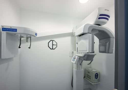 Dental clinic Padrós has the Pointnix 3D digital radiology system, with large size and high resolution sensor. Dental clinic Padrós has the Pointnix 3D digital radiology system, with large size and high resolution sensor.