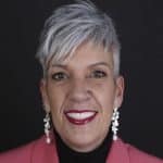 Laura’s dental case: dental implant treatment