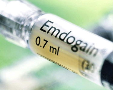 With Emdogain™ it is possible to reliably regenerate bone lost due to periodontitis, helping to preserve strong teeth