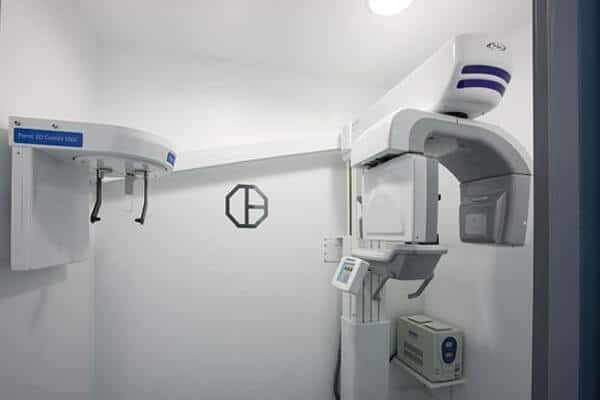 Padrós Clinic in Barcelona has a room equipped with 3D radiology devices Padrós Clinic in Barcelona has a room equipped with 3D radiology devices