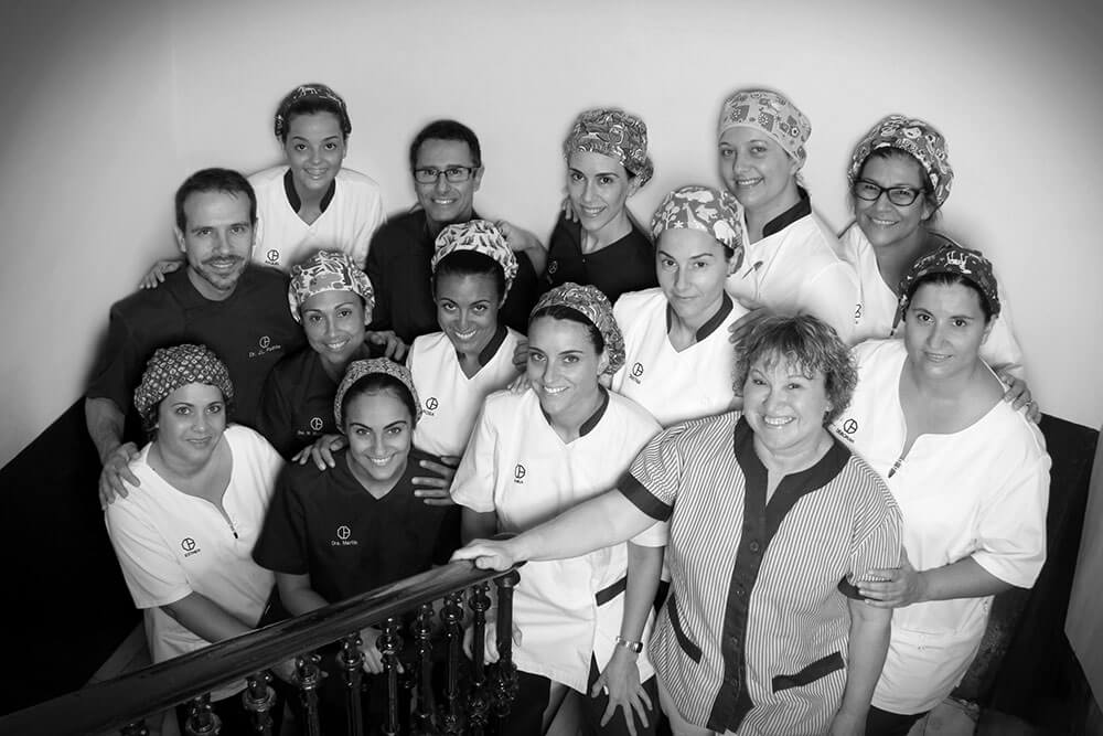 This is the team of the best dentist in Barcelona, the team of the Padrós Dental Clinic This is the team of the best dentist in Barcelona, the team of the Padrós Dental Clinic